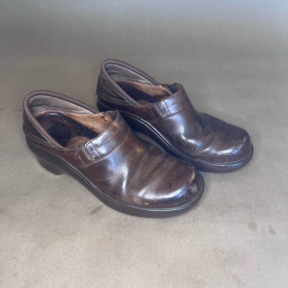 ARIAT WOMEN'S BROWN LEATHER PADDOCK SLIP ON CLOGS SIZE 8.5B Style 93946